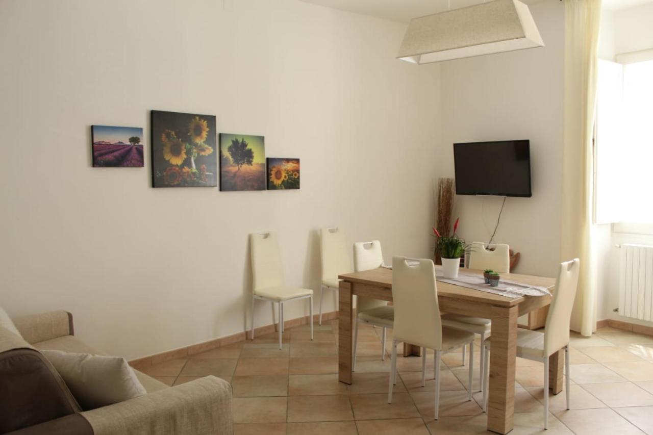 Ohana: Casa Nel Centro Di Lecce Kültér fotó