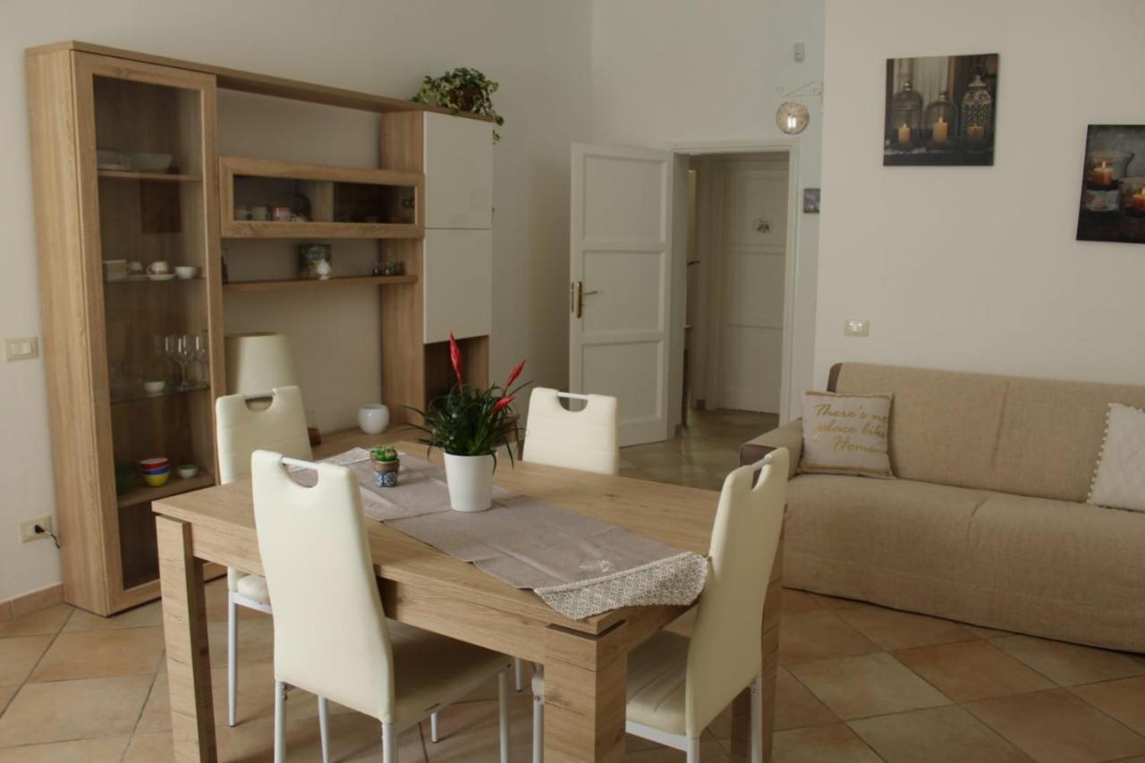 Ohana: Casa Nel Centro Di Lecce Kültér fotó