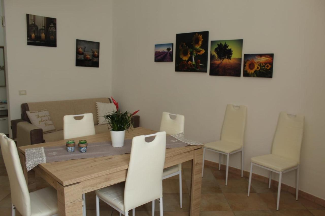 Ohana: Casa Nel Centro Di Lecce Kültér fotó