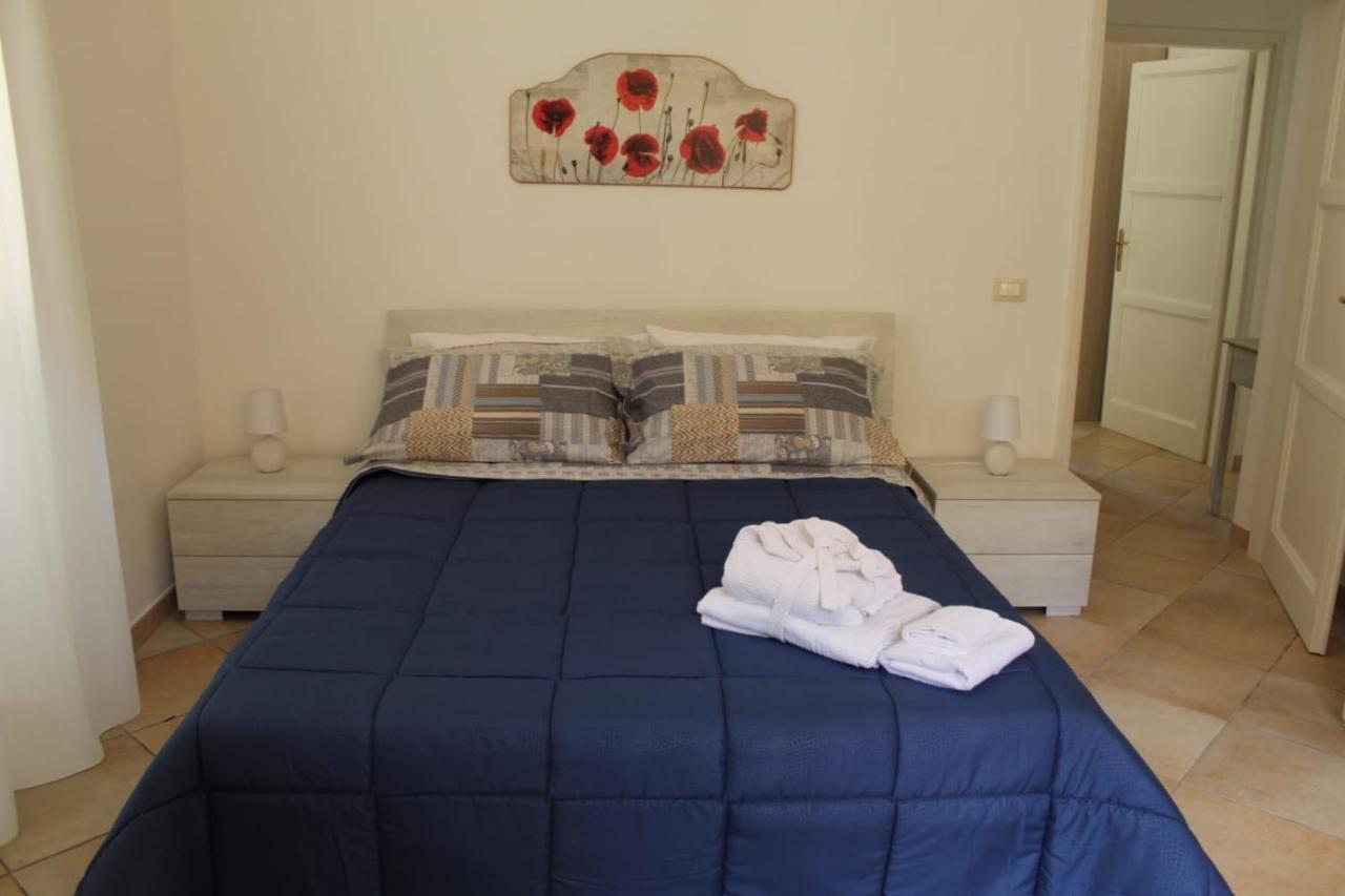 Ohana: Casa Nel Centro Di Lecce Kültér fotó